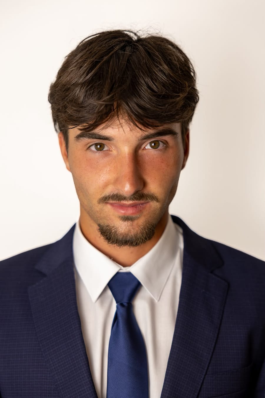 Portrait d’Enzo Vanes, fondateur de Secondia